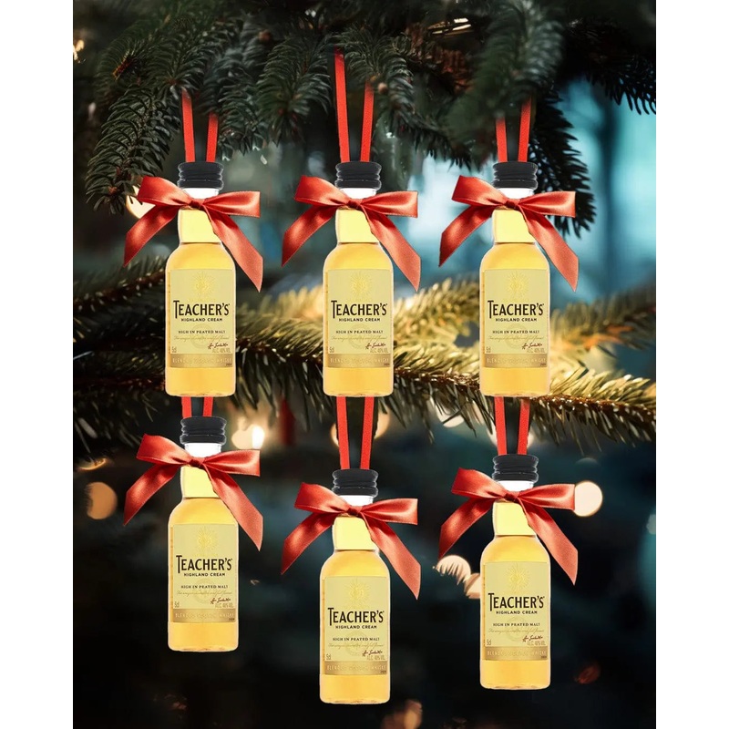 Merry Baubles - Teacher's Whisky Miniature Set