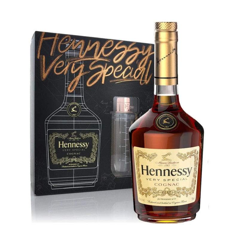 Hennessy Very Special & Cocktail Shaker Set, 70 cl